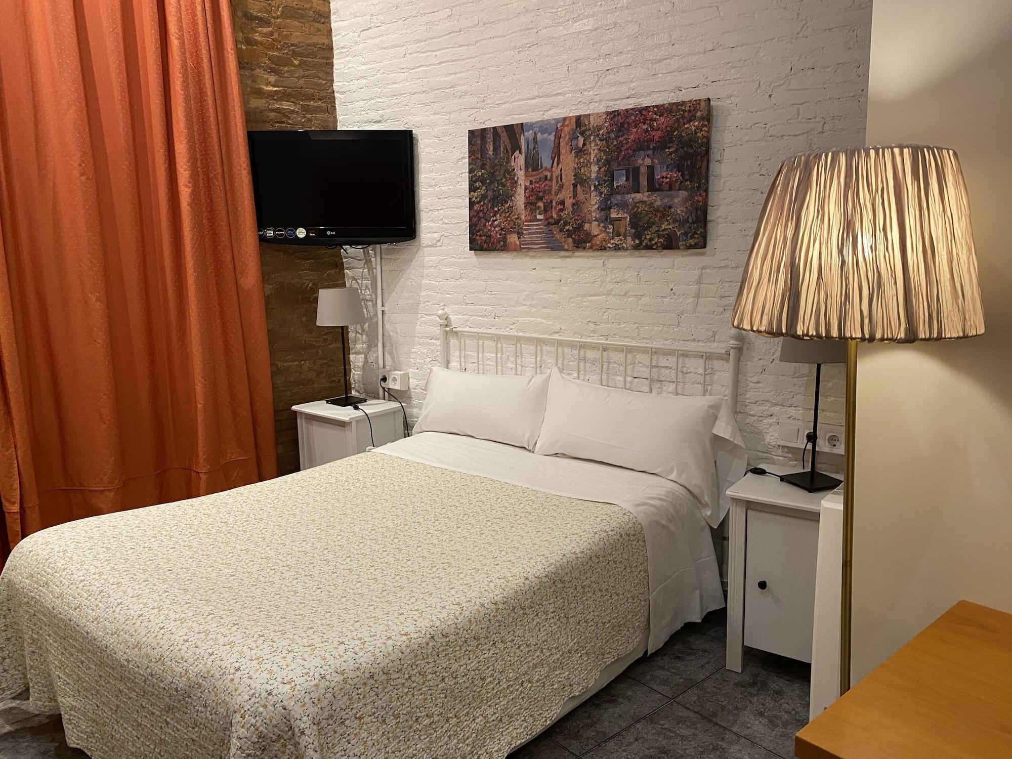 Hostal Orleans Барселона Екстериор снимка