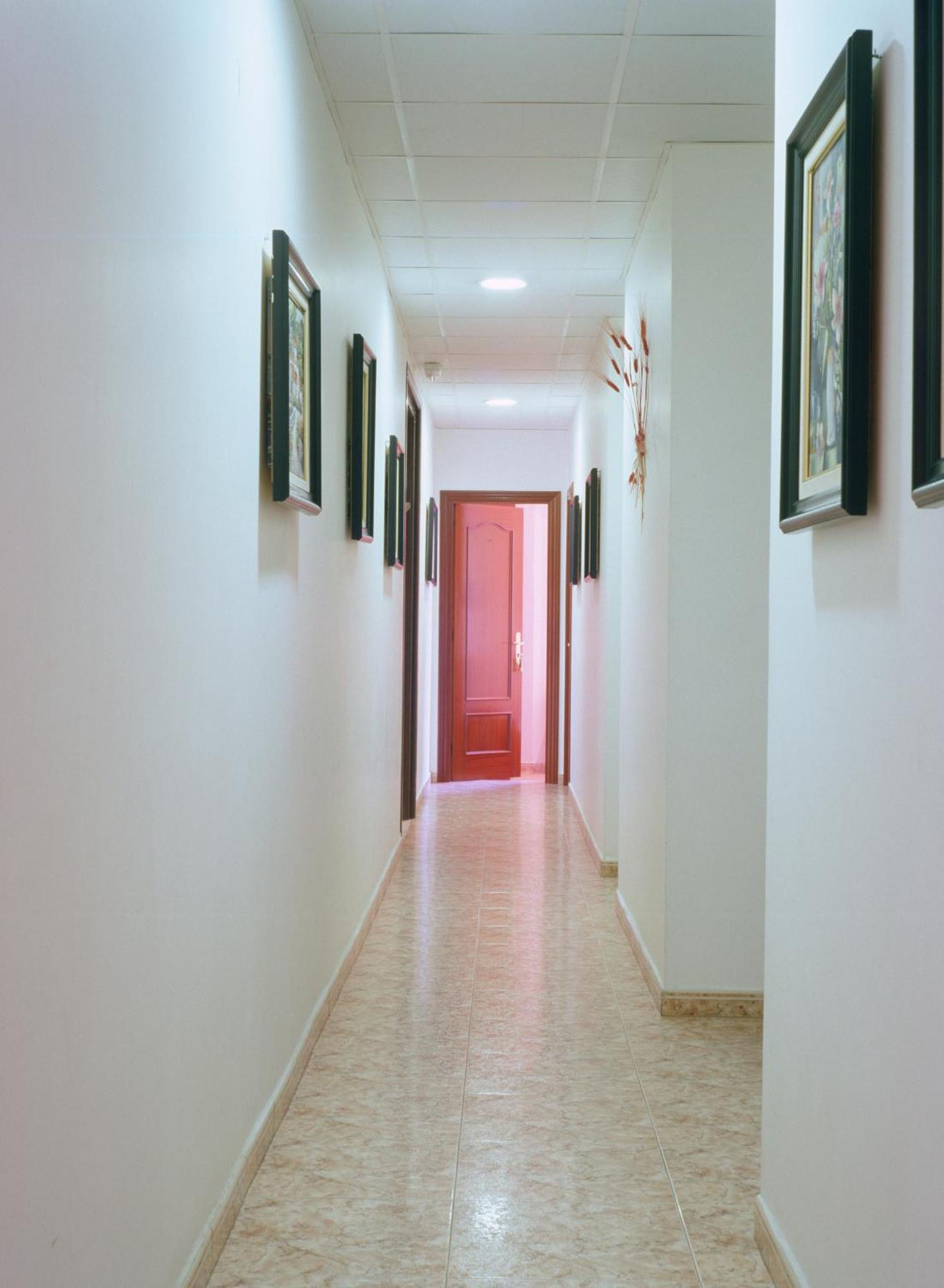 Hostal Orleans Барселона Интериор снимка